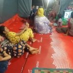 Korban banjir Sei Rampah tinggal di posko pengungsian. (Putra/JabarNews)