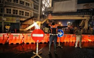 Percantik Kawasan Alun-alun, JPO Depan Kantor Pos Bandung Dibongkar