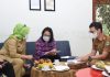 Menteri Pemberdayaan Perempuan dan Perlindungan Anak (PPPA), Bintang Puspayoga melakukan kunjungan dan dialog dengan korban kekerasan seksual di Bandung, Senin 13 Desember 2021. (Istimewa)