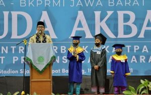 Wisuda 1.500 Santri, Ridwan Kamil Sebut Wujud Generasi Qur’ani di Jabar