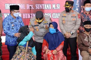 Ke di Cianjur, Kapolda Jabar Dukung Akselerasi Vaksinasi Jelang Libur Nataru