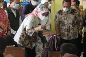 Vaksinasi Anak Usia 6-11 Tahun di Kabupaten Cirebon Dimulai, 230 Anak Divaksin