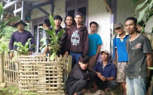 Warga di Cianjur Jebak Perselingkuhan Paman dan Keponakan, Ketahuan Gituan di Dapur