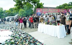 Polda Jabar Musnahkan Puluhan Ribu Miras dan Narkoba
