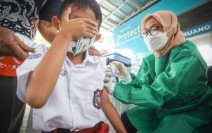 Awal 2022, Vaksinasi Covid-19 di Indonesa Bisa Capai 70 Persen, Ini Kata Satgas