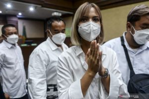 Pakai Sabu, Nia Ramadhani: Dari Capek Bisa Jadi Kuat, Kalau Sedih Bisa Jadi Happy