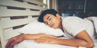 cara berhenti ngiler saat tidur
