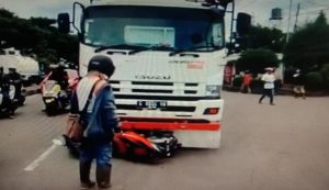 Kecelakaan di Jalur Pantura Cirebon, Pemotor Berboncengan Tewas Terlindas Truk