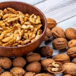manfaat kacang kenari