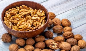Mengenal Manfaat Kacang Kenari Bagi Kesehatan Tubuh
