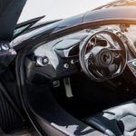 menghilankan bau dalam mobil