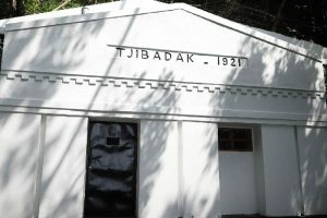 Mengenal Gedong Cai Tjibadak, Sumber Air Warga Bandung Selama Seabad