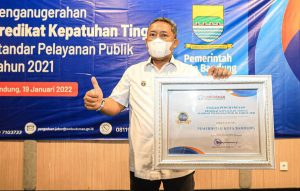 Ombudsman RI Anugrahi Kota Bandung Sebagai Kota Dengan Kepatuhan Tinggi Pelayanan Publik