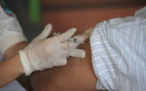 Vaksinasi Dosis Ketiga di Cianjur Sasar Puluhan Petugas Lapas