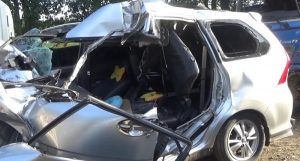 Minibus Tabrak Truk di Tol Cipularang, Satu orang Tewas