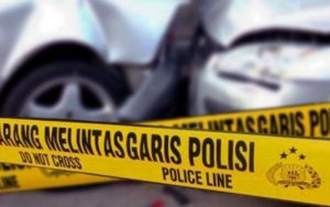 Gara-gara Ranting Pohon, Mobil Boks Terbang ke Jurang Sedalam 25 Meter di Cikajang Garut