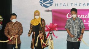 Menkes Budi Gunadi Sadikin Resmikan Pabrik Alkes di Purwakarta, Begini Pesannya