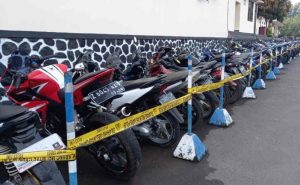 Polres Karawang Kembali Puluhan Motor Hasil Sitaan