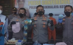 Polisi Tangkap Penjual Miras Doraemon dan Frozen di Kota Tasikmalaya