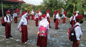 Purwakarta Tunda PTM 100 Persen, Ini Alasan Anne Ratna Mustika