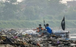 Seperti Ini Dilema Sampah Gelas Plastik