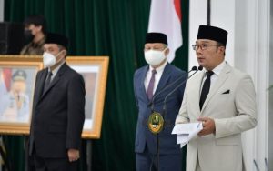 Lantik 370 PNS untuk Jabatan Fungsional, Ridwan Kamil: Rotasi dan Mutasi Adalah Dinamis