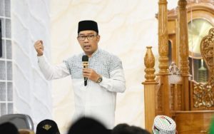 Kagum Lihat Anak Muda di Garut Makmurkan Tempat Ibadah, Ridwan Kamil: Tolong Dipertahankan