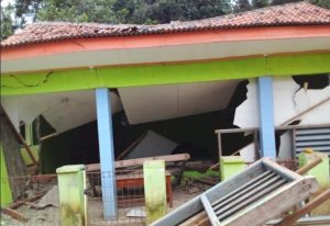 Termakan Usia, Gedung Majelis Taklim di  Darangdan Purwakarta Ambruk