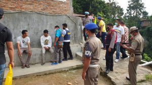 Penggerebekan Kampung Narkoba di Pematangsiantar, Polisi Amankan Lima Orang