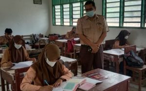 SMPN 1 Teluk Mengkudu Serdang Bedagai Gelar PTM dengan Prokes Ketat