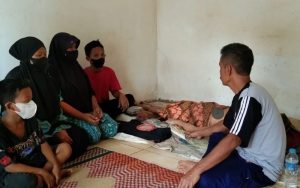 Tak Mau Berobat dan Ingin Dirawat di Rumah, Begini Kondisi Rahmat yang Lumpuh Karena Jatuh dari Pohon Kelapa