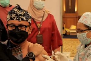Buat Persiapan PTM, Bima Arya Ajak Guru di Bogor Ikut Vaksinasi Booster