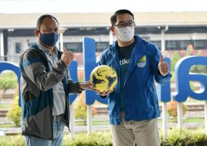 Kang Emil : Yang Penting, Tim Sepakbola PWI Jabar Berjuang Maksimal