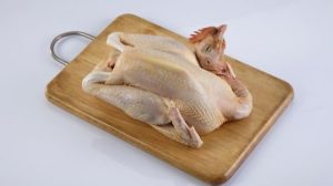 Sudah Sebulan Harga Daging Ayam di Purwakarta Naik, Pedagang Ungkap Biang Keroknya