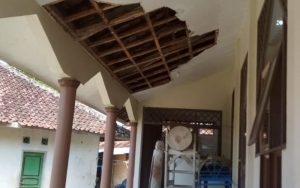 Dampak Gempa Sukabumi, Sejumlah Bangunan di Sindangbarang Cianjur Rusak