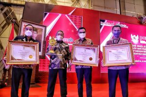 Lagi !! Pemkot Bandung Kembali Sabet Penghargaan Penyelenggara Pelayanan Publik Terbaik