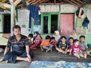 Keluarga Miskin Punya 12 Anak di Purwakarta, Andalkan Belaskasih Warga