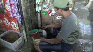 Ketersediaan Minyak Goreng di Pasar Tradisional Purwakarta Mulai Kosong