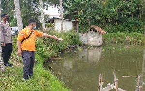 Seorang Nenek di Tasikmalaya Ditemukan Tewas Mengambang dalam Kolam