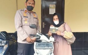 Warga di Cianjur Temukan Motor Misterius di Halaman Rumah, Ternyata…