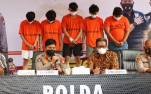 Tujuh Tersangka Pembegal Ibu Hamil di Bekasi Ditangkap, Dua Pelaku di Bawah Umur