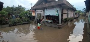 Tanggul Sungai Jebol, Ratusan Rumah di Serdang Bedagai Terendam Banjir