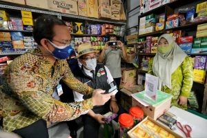Ridwan Kamil Resmikan Dua Pasar Hasil Revitalisasi di Cirebon
