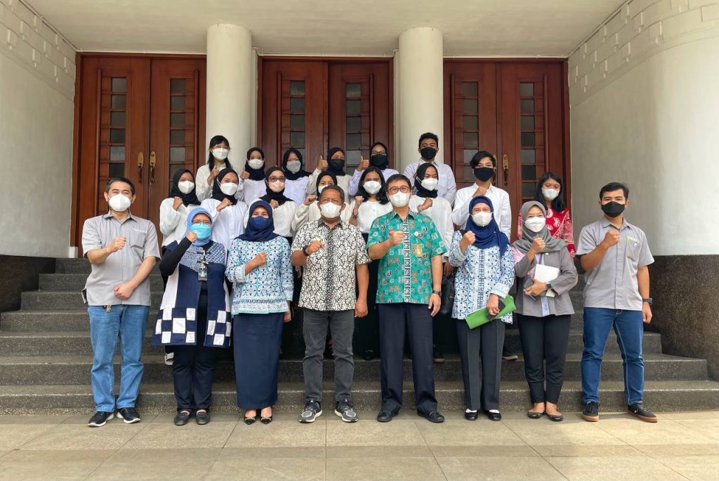 Pemkot Bandung Kirim 13 Tenaga Kerja Untuk Jadi Perawat di Jepang
