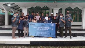 WOM Finance Renovasi MCK dan Tempat Wudhu Masjid Jami Al Qomar di Sumedang