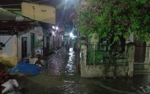 Sungai Deli Meluap, Puluhan Rumah di Medan Terendam Banjir