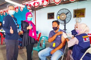 Ratusan Karyawan RSI Serdang Bedagai Ikuti Vaksinasi Dosis Ke-3