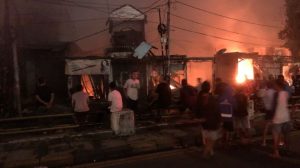 Tiga Tenda Darurat Didirikan di Lokasi Kebakaran Pasar Gembrong, Sekitar 1.500 Warga Terdampak