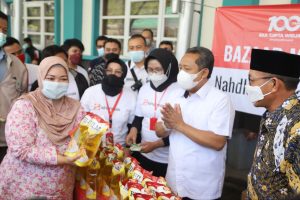 Gelar Bazar Murah, Yana Semoga Bisa Meringankan Beban