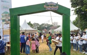 Serunya Festival Ngabuburit Bareng Gentong Geulis, Bantu Bangkitkan UMKM di Purwakarta